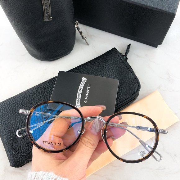 Chrome Hearts fashion eyeglass frame can be matched with the degree of flat gla